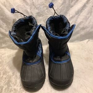 Kids 4 all-weather insulated drawstring closure snow rain boots faux fur lining